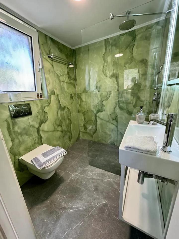 Seafront Apartment การ์ฟัส ภายนอก รูปภาพ